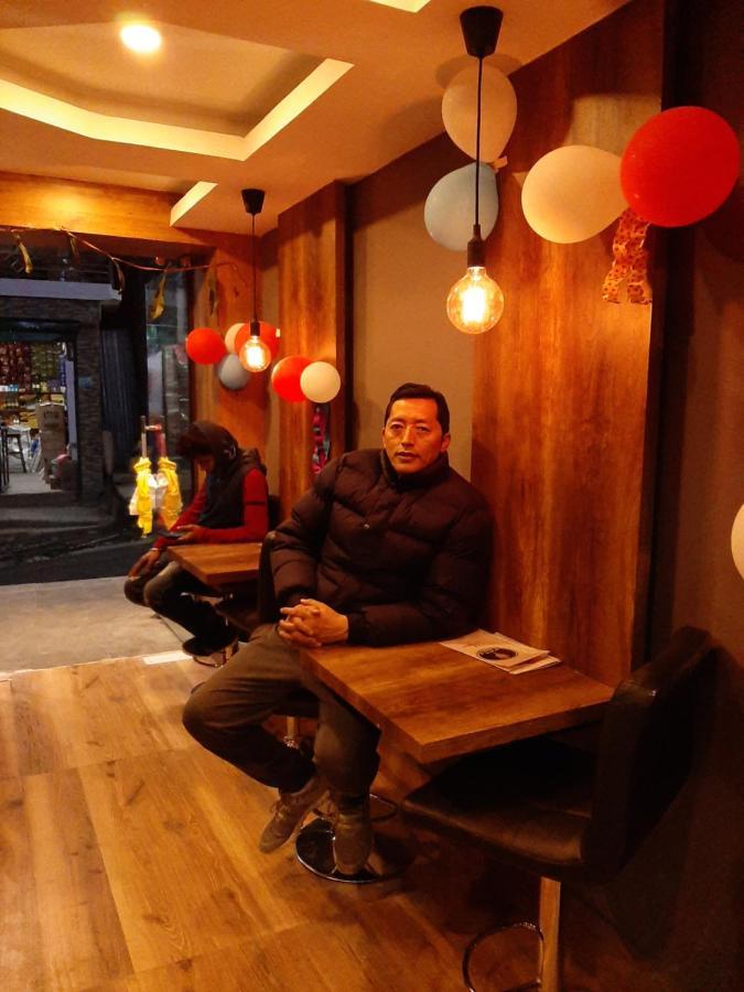 Hotel Oak Namchi Экстерьер фото