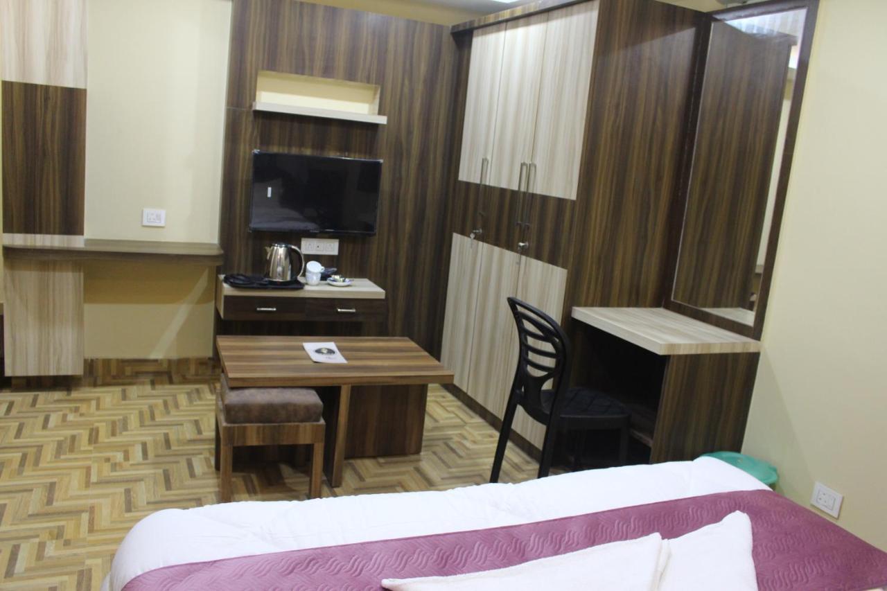 Hotel Oak Namchi Экстерьер фото