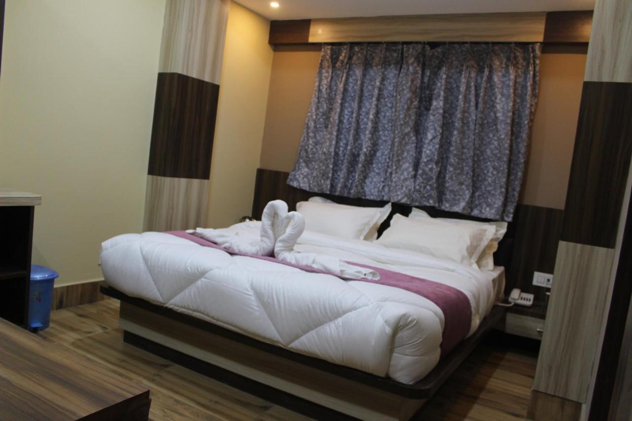Hotel Oak Namchi Экстерьер фото