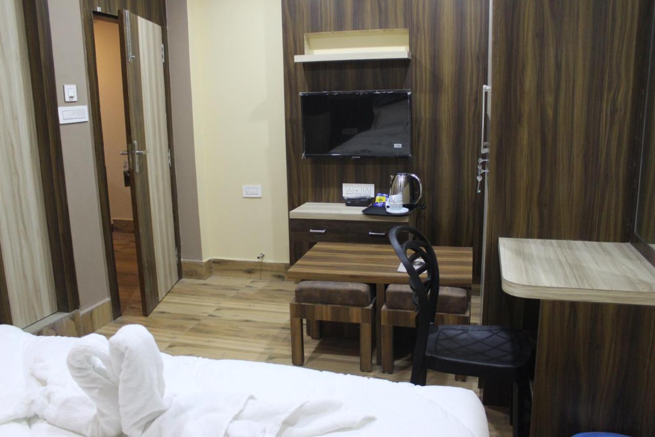 Hotel Oak Namchi Экстерьер фото
