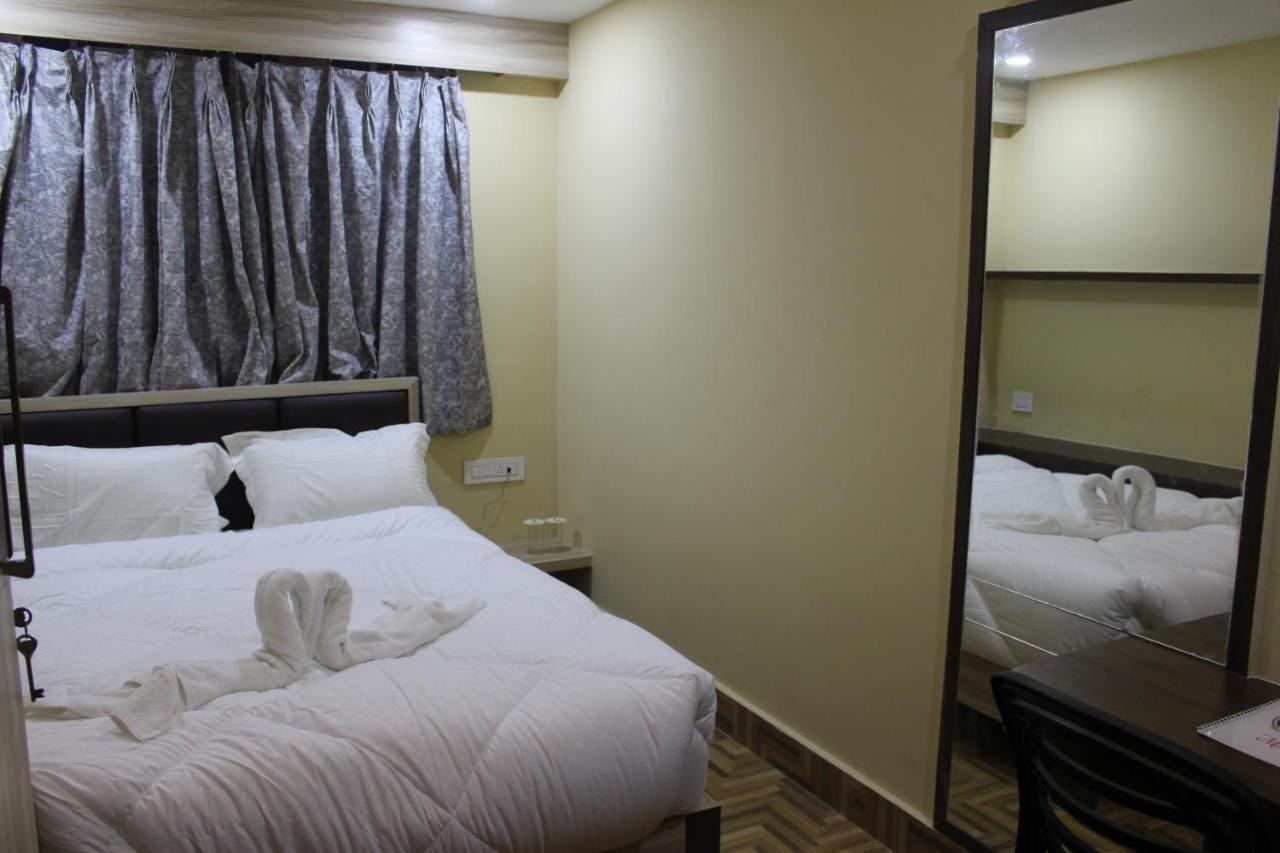 Hotel Oak Namchi Экстерьер фото